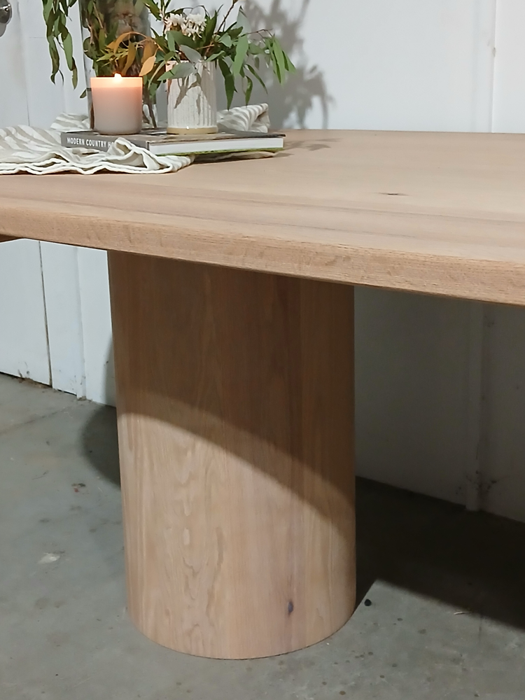 The McCabe Dining Table - Image 5
