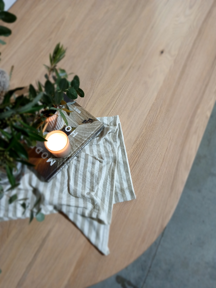 The McCabe Dining Table - Image 4